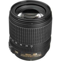  Nikon AF-S 18-105mm F/3.5-5.6 ED VR