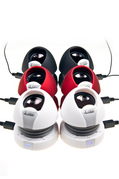 X-mini MAX II Capsule Speakers